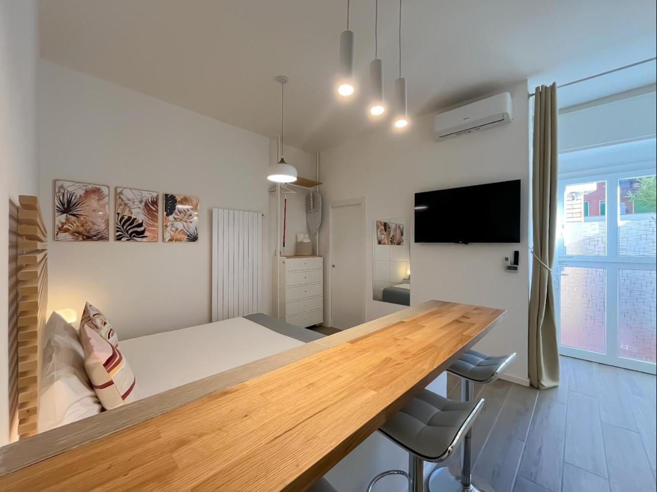 Mh Studios Milan Bagian luar foto